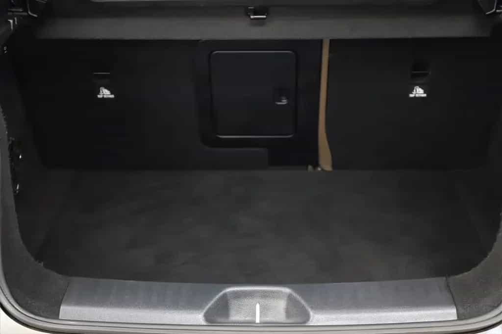 Mercedes-Benz A 200 156PS 7G Standheizung Memory H&K 1. Hand 09/2016-photo-28