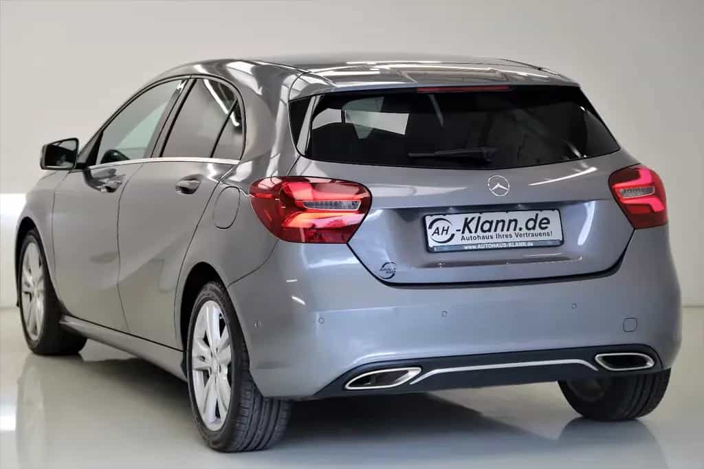 Mercedes-Benz A 200 156PS 7G Standheizung Memory H&K 1. Hand 09/2016-photo-5