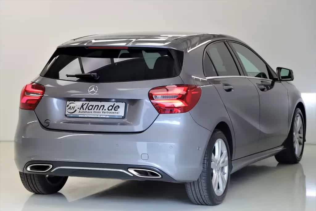 Mercedes-Benz A 200 156PS 7G Standheizung Memory H&K 1. Hand 09/2016-photo-7