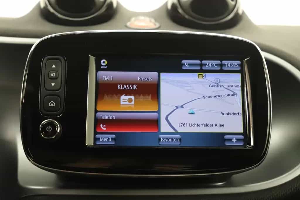 Smart ForTwo Brabus Fortwo Coupe 0.9 109PS Pano Navi JBL Matt 11/2016-photo-12