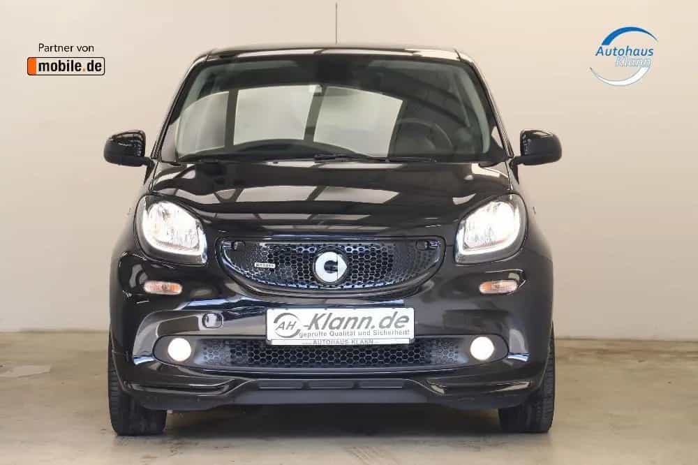Smart ForFour Brabus 0.9 109PS Xclusive Pano JBL 1Hand 02/2018-photo-1