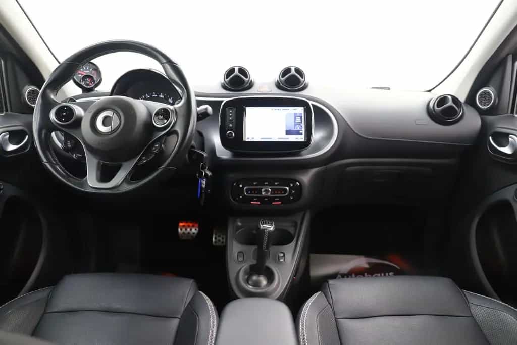 Smart ForFour Brabus 0.9 109PS Xclusive Pano JBL 1Hand 02/2018-photo-18