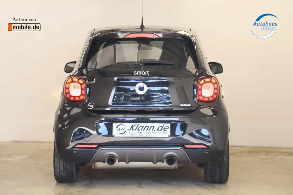 Smart ForFour Brabus 0.9 109PS Xclusive Pano JBL 1Hand 02/2018-photo-3