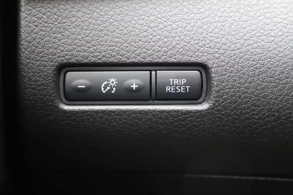 Nissan X-Trail 1.6dCi 131PS Automatik Tekna Pano Leder 03/2016-photo-24
