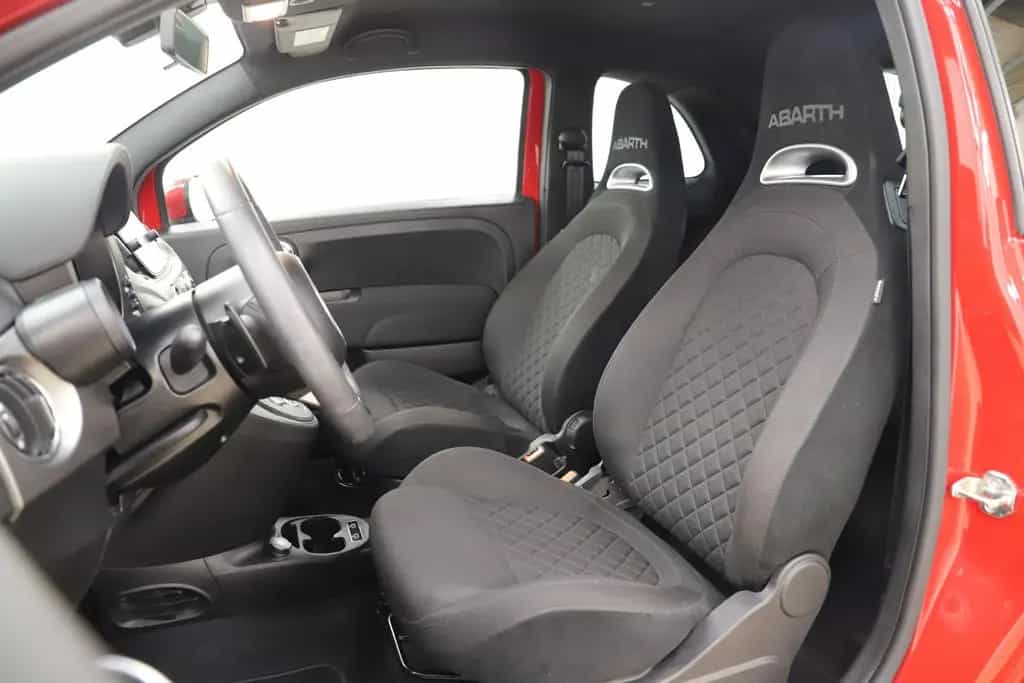 Abarth 595 1.4 T-Jet 165PS Automatik Carplay Beats 11/2022-photo-8