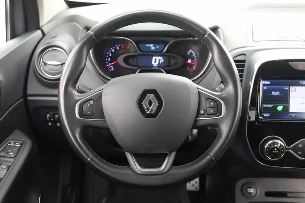 Renault Captur 1.2TCe 118PS Automatik Intens Navi 1.Hand 06/2018-photo-15