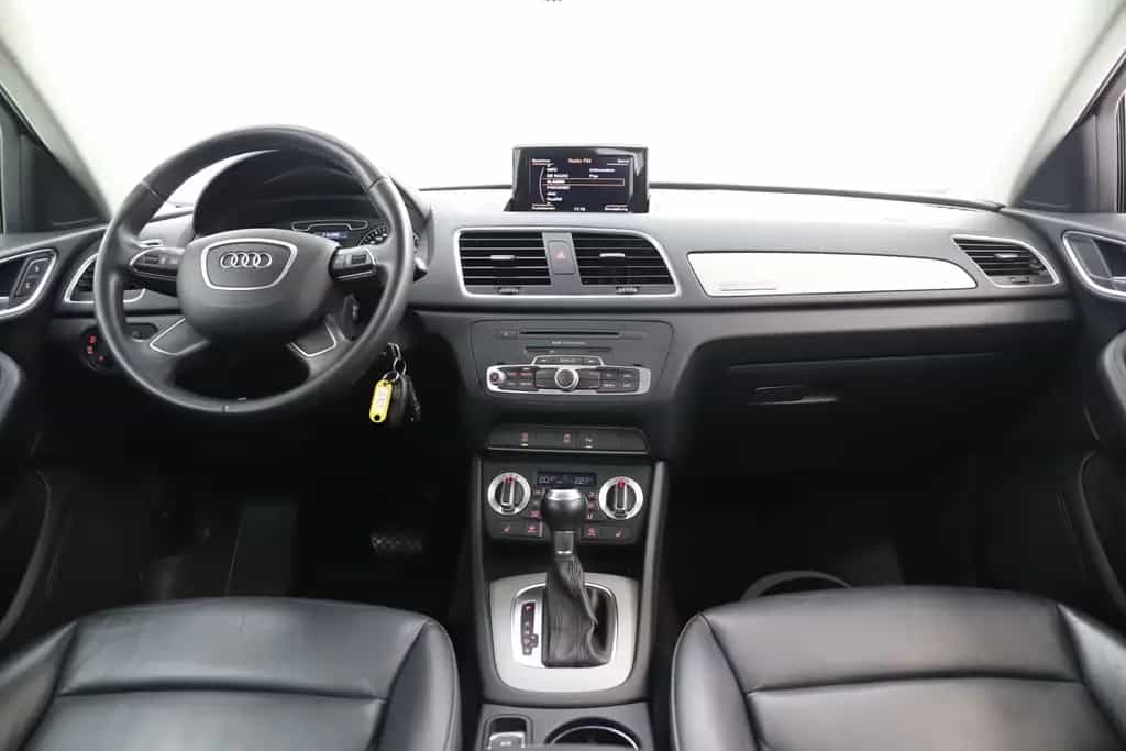 Audi Q3 2.0TFSI 211PS S-Tronic quattro Pano Standheiz 08/2012-photo-13