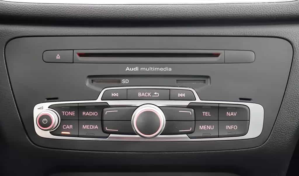 Audi Q3 2.0TFSI 211PS S-Tronic quattro Pano Standheiz 08/2012-photo-16