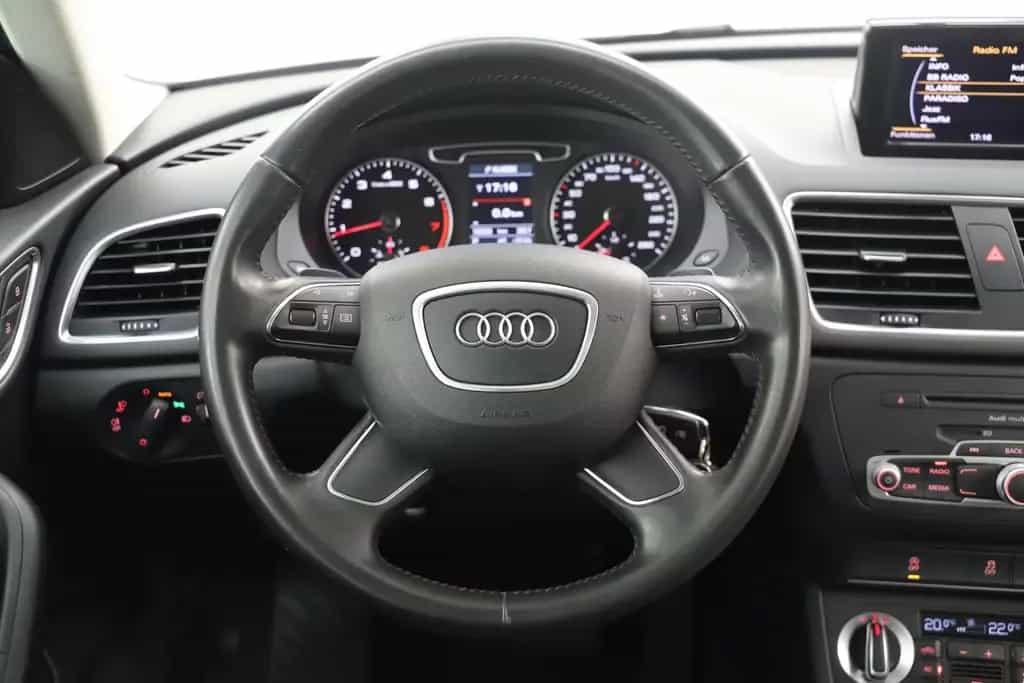 Audi Q3 2.0TFSI 211PS S-Tronic quattro Pano Standheiz 08/2012-photo-20