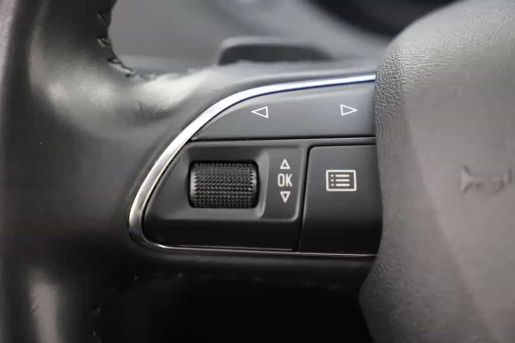 Audi Q3 2.0TFSI 211PS S-Tronic quattro Pano Standheiz 08/2012-photo-21
