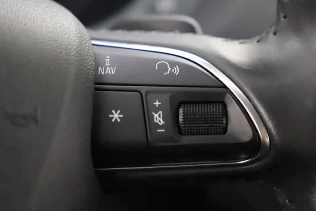 Audi Q3 2.0TFSI 211PS S-Tronic quattro Pano Standheiz 08/2012-photo-22