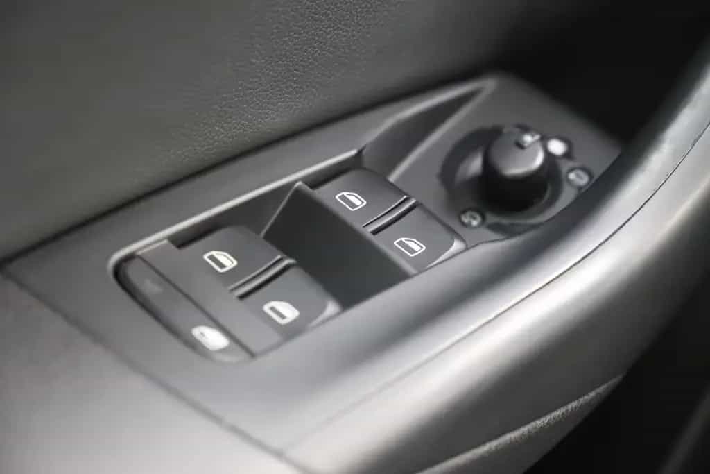 Audi Q3 2.0TFSI 211PS S-Tronic quattro Pano Standheiz 08/2012-photo-26