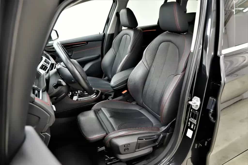 BMW 220 Gran Tourer 220i Gran Tourer 192 PS Sport Line Pano Navi HUD 12/2015-photo-9