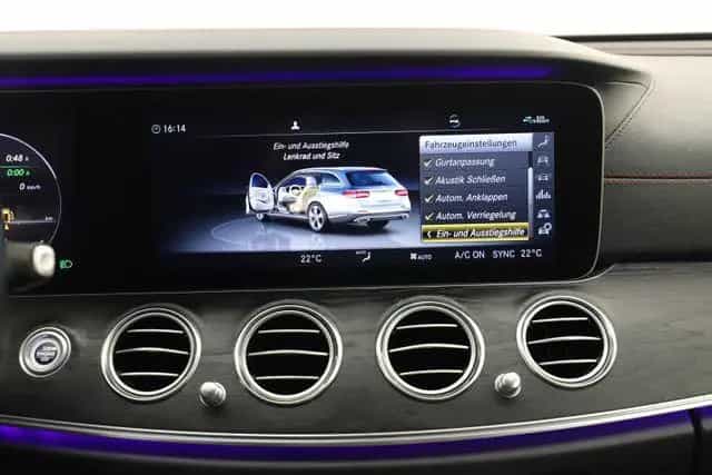 Mercedes-Benz E-Class 53 T AMG 435PS 4M+ ACC Burmester Memory 1.Hand 09/2018-photo-33