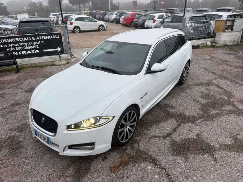 Jaguar XF XF Sportbrake 2.2 D 200 CV Prem. Luxury 11/2012-photo-4