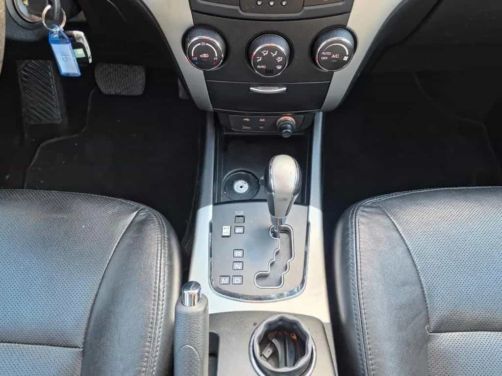 Ssangyong Korando 2.0 e-XDi 175 CV 2WD AT Classy 07/2011-photo-10