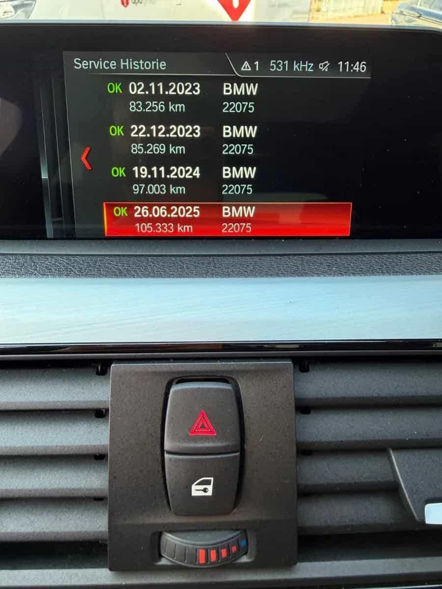 BMW 3 Series 08/2017-photo-8