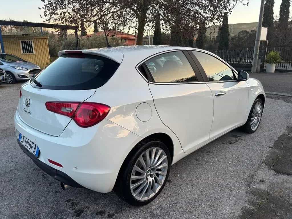 Alfa Romeo Giulietta 2.0 JTDm-2 150 CV Distincti 10/2014-photo-5