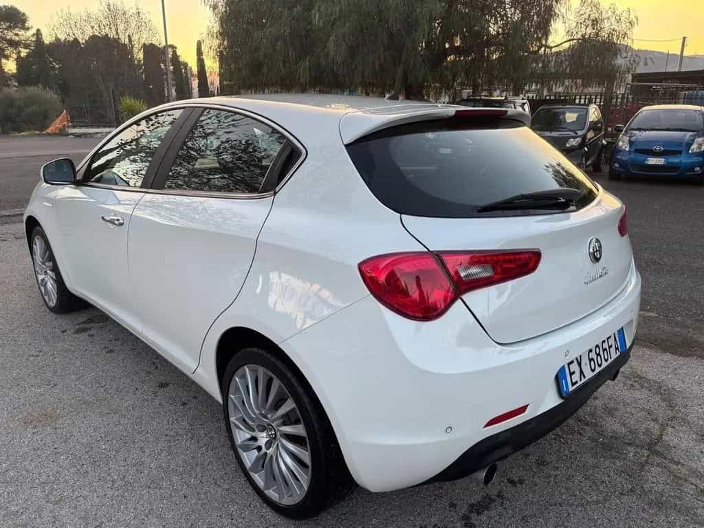 Alfa Romeo Giulietta 2.0 JTDm-2 150 CV Distincti 10/2014-photo-6