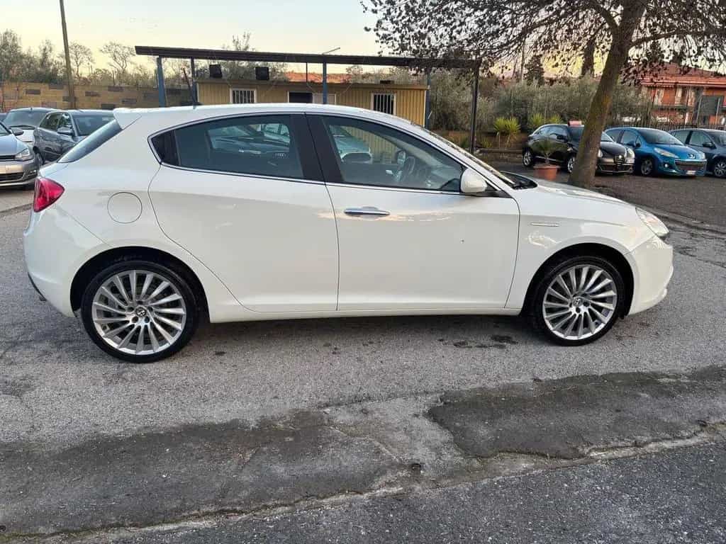 Alfa Romeo Giulietta 2.0 JTDm-2 150 CV Distincti 10/2014-photo-8