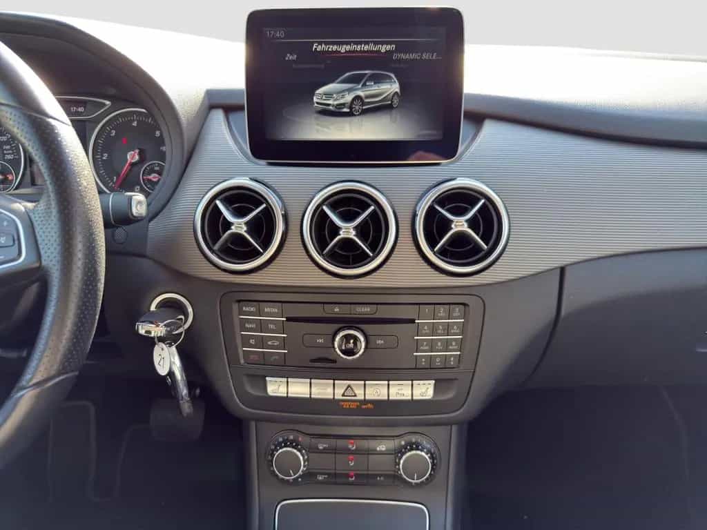 Mercedes-Benz B-Class 200 d 7G Urban LED Navigation *Garantie* 09/2016-photo-15