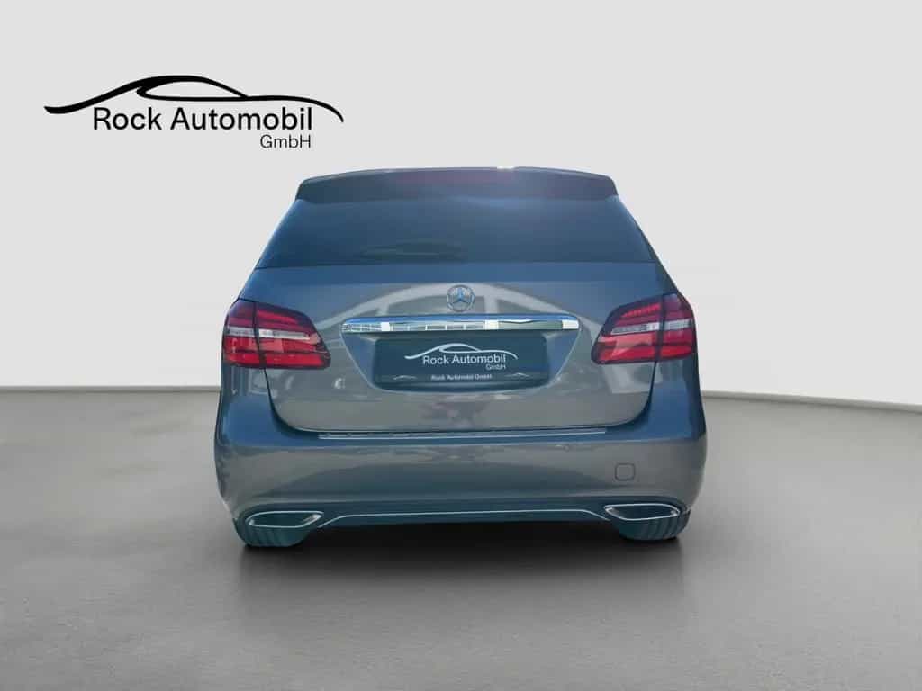 Mercedes-Benz B-Class 200 d 7G Urban LED Navigation *Garantie* 09/2016-photo-8