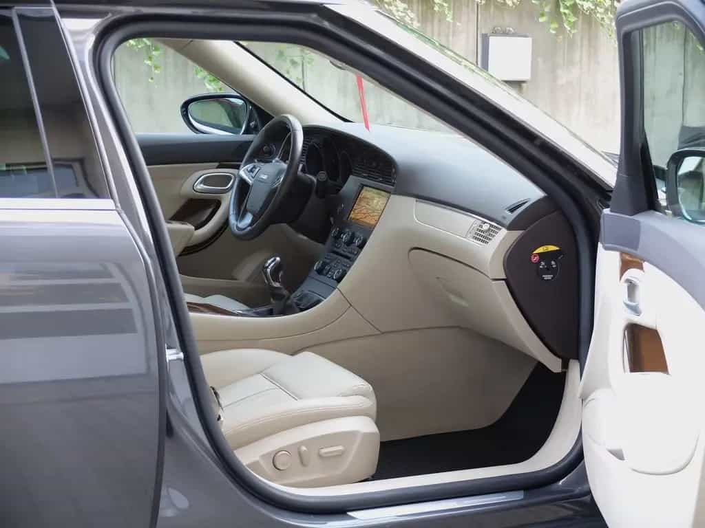 Saab 9-5 2.0 TTiD Leder Panorama HedUp 04/2011-photo-16