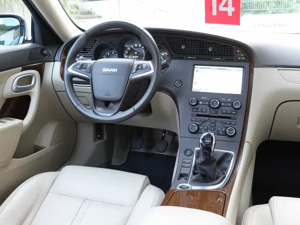 Saab 9-5 2.0 TTiD Leder Panorama HedUp 04/2011-photo-18