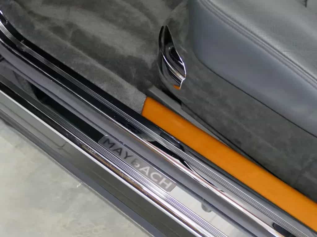Maybach 57 * original 8.900KM ! neuwertiges Sammlerfahrz 07/2003-photo-13