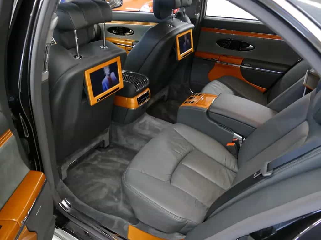 Maybach 57 * original 8.900KM ! neuwertiges Sammlerfahrz 07/2003-photo-26