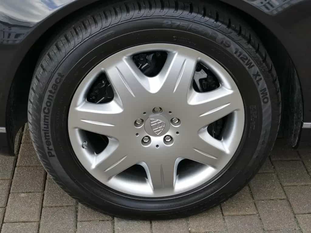 Maybach 57 * original 8.900KM ! neuwertiges Sammlerfahrz 07/2003-photo-9