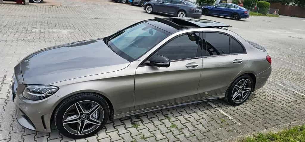Mercedes-Benz C-Class 07/2020-photo-1