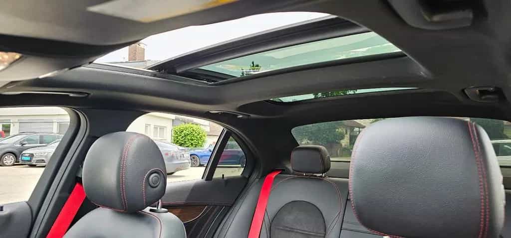 Mercedes-Benz C-Class 07/2020-photo-47