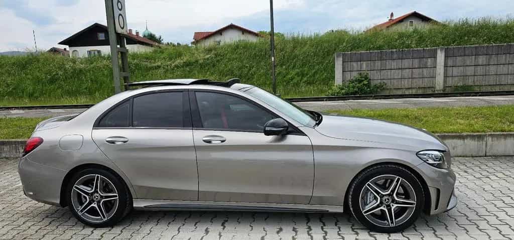 Mercedes-Benz C-Class 07/2020-photo-6