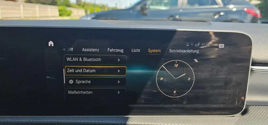 Mercedes-Benz A-Class 35 AMG*4Matic*PANO*MBUX*NAVI*Kamera*MegaVoll* 07/2019-photo-37