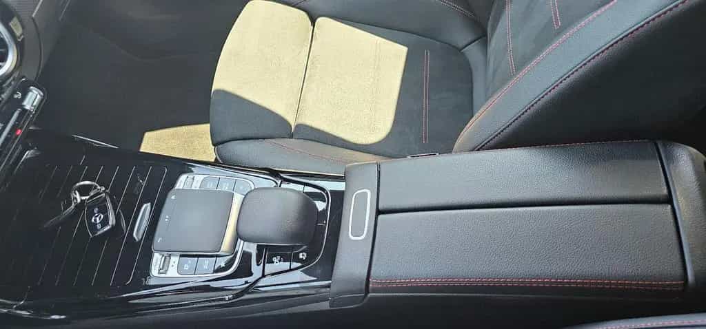 Mercedes-Benz A-Class 35 AMG*4Matic*PANO*MBUX*NAVI*Kamera*MegaVoll* 07/2019-photo-43