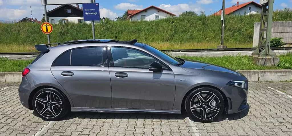 Mercedes-Benz A-Class 35 AMG*4Matic*PANO*MBUX*NAVI*Kamera*MegaVoll* 07/2019-photo-6