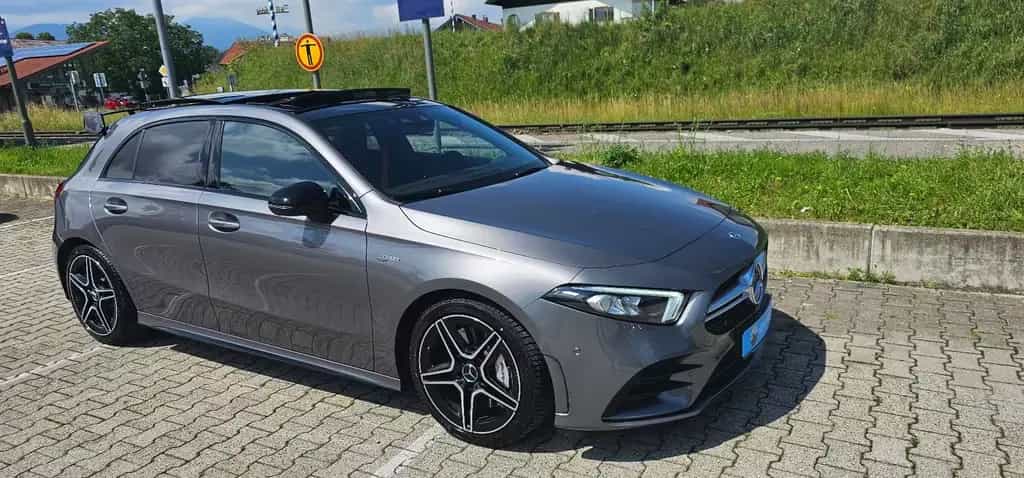 Mercedes-Benz A-Class 35 AMG*4Matic*PANO*MBUX*NAVI*Kamera*MegaVoll* 07/2019-photo-7