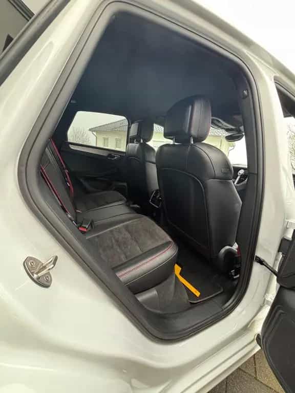 Porsche Macan GTS Approved Bremsen neu ACC AHK Kamera 01/2018-photo-10