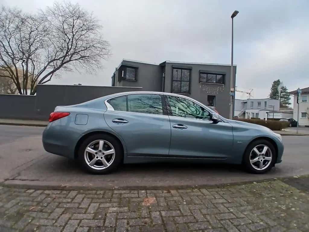 Infiniti Q50 2.2d Sport Tech 1. Hand OM 651 Mercedes 06/2015-photo-2
