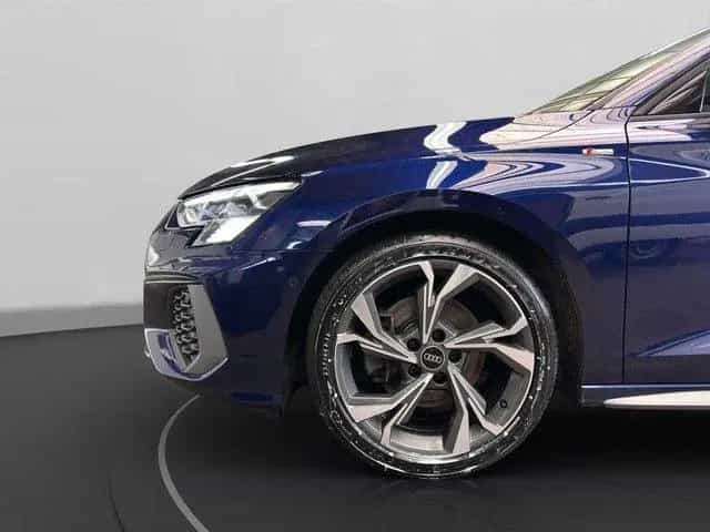 Audi A3 Sportback 40 TDI quattro S tronic S line AHK 12/2022-photo-15