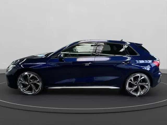 Audi A3 Sportback 40 TDI quattro S tronic S line AHK 12/2022-photo-3