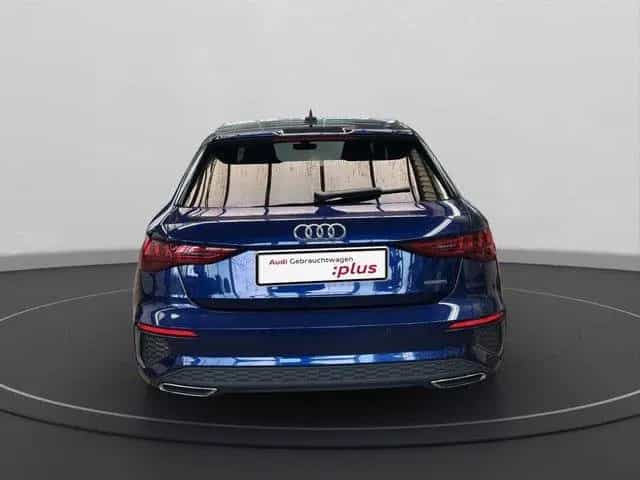 Audi A3 Sportback 40 TDI quattro S tronic S line AHK 12/2022-photo-4