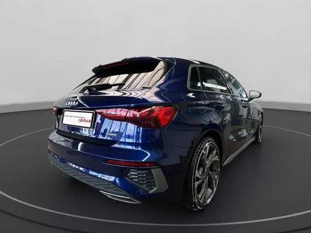 Audi A3 Sportback 40 TDI quattro S tronic S line AHK 12/2022-photo-5