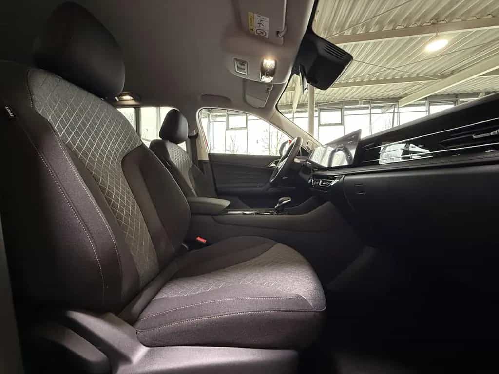 MG HS 1.5 T-GDI Automatik Comfort ACC TW CAM GJR 12/2025-photo-16