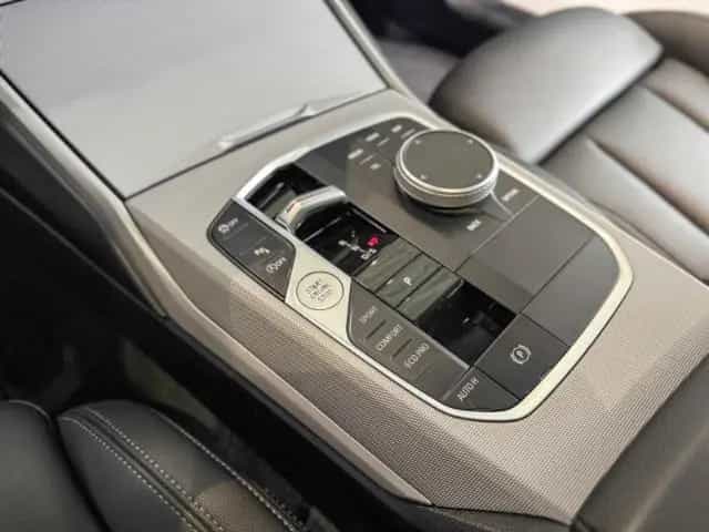BMW 320 i Touring Memory+Pano+Temp+SHZ+Adapt.LED 03/2023-photo-11