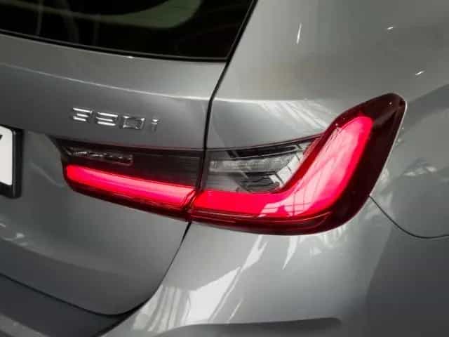 BMW 320 i Touring Memory+Pano+Temp+SHZ+Adapt.LED 03/2023-photo-6