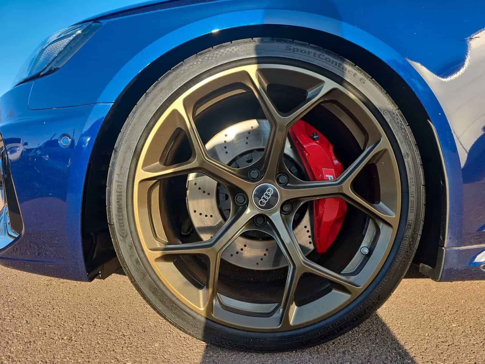 Audi RS4 12/2023-photo-6