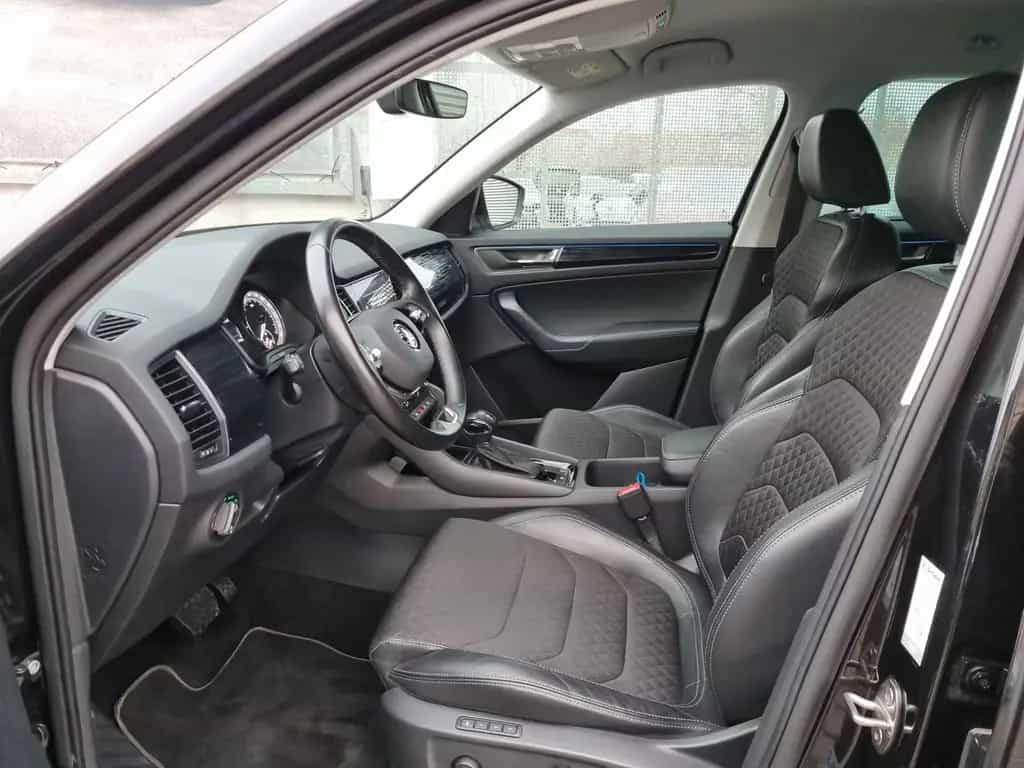 Skoda Kodiaq 2.0 TSI DSG 4x4 Style MATRIX KAMERA AHK 05/2021-photo-10