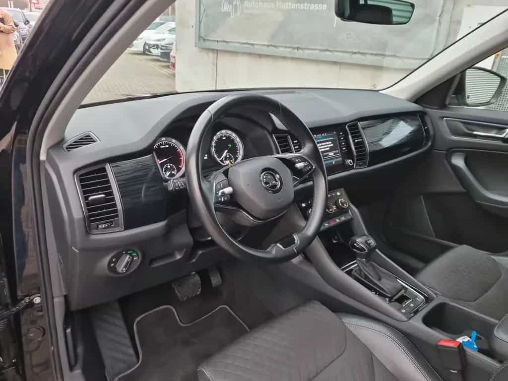 Skoda Kodiaq 2.0 TSI DSG 4x4 Style MATRIX KAMERA AHK 05/2021-photo-11